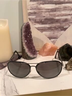 CHANEL Black Aviator Sunglasses with Gray Lenses